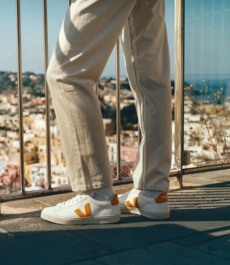 Veja Special Chromefree Leather White Ouro