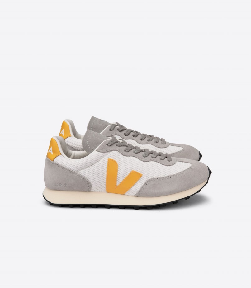 Veja Series Branco Alveomesh Gravel Ouro