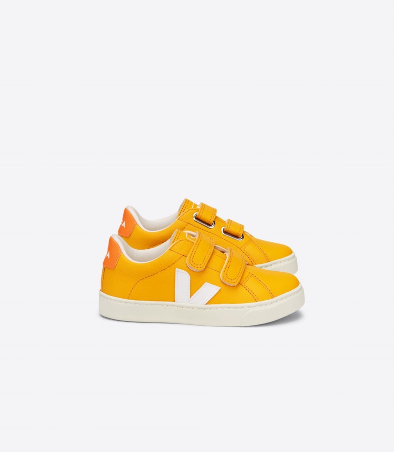 Series Veja Chromefree Leather Ouro White