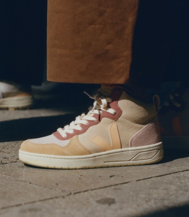 Series Suede Multico Peach Veja