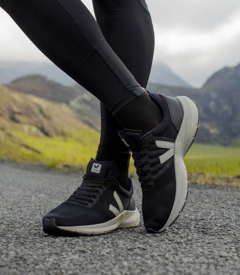 Veja Premium V-knit Preto Oxford Cinza