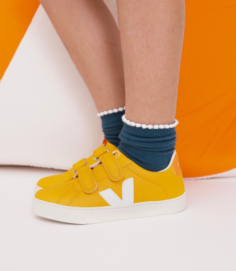 Veja Chromefree Leather Ouro White Perfect