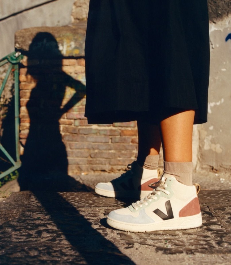 Suede Multico Natural Black Original Veja