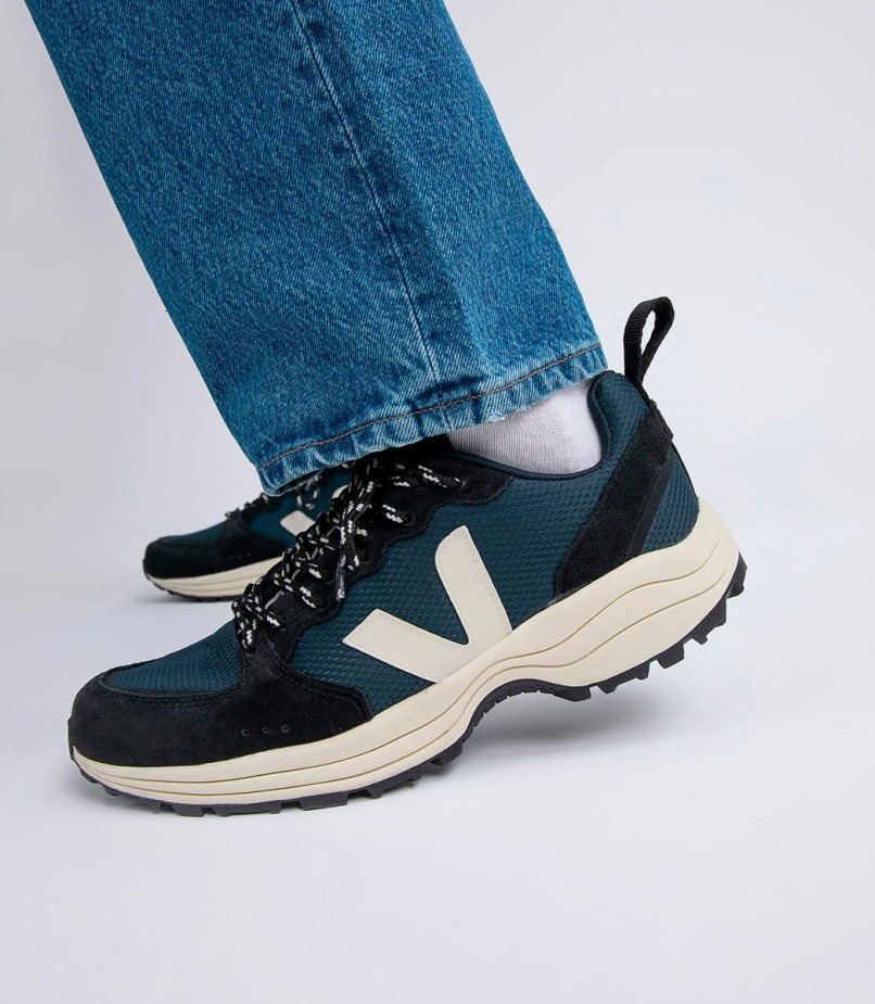 Veja Perfect Alveomesh Nautico Pierre Black