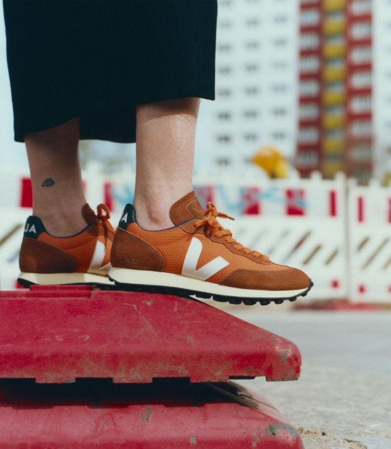 Veja Series Branco Alveomesh Pumpkin White