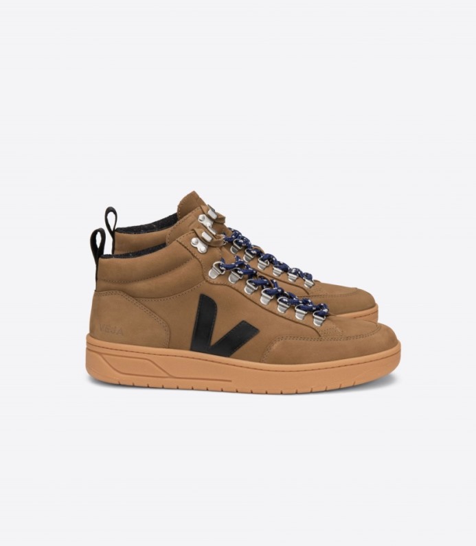 Veja Roraima Nubuck Tent Black