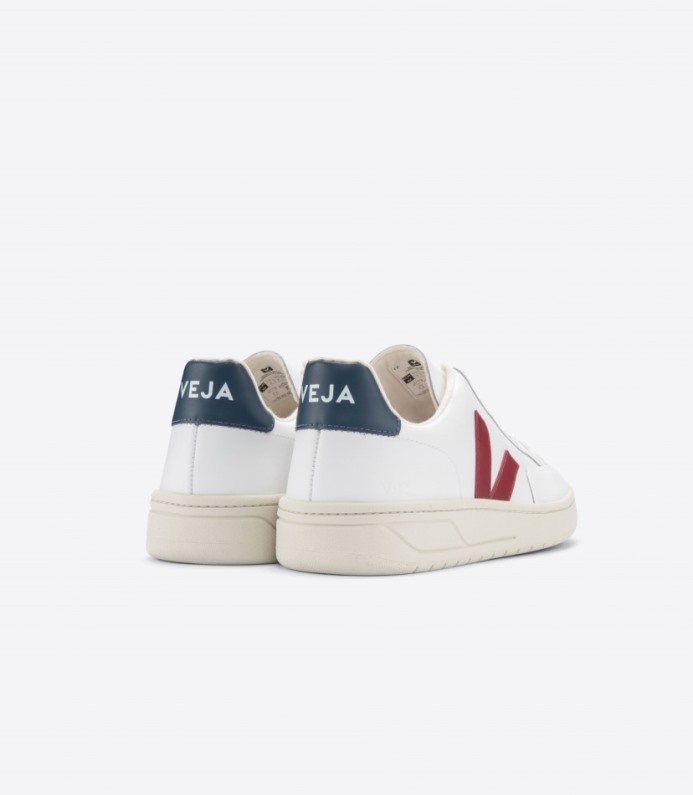 Veja V-12 Couro Branco Marsala Náutico