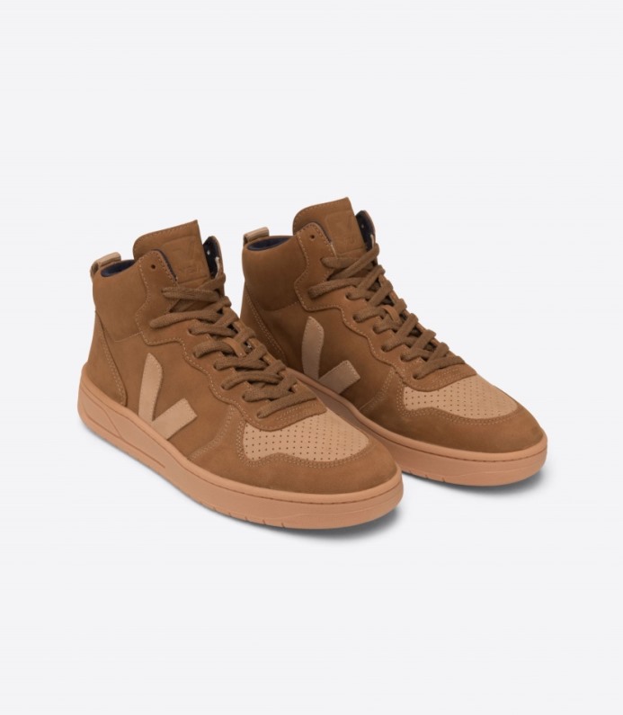 Veja V-15 Nubuck Camel Desert