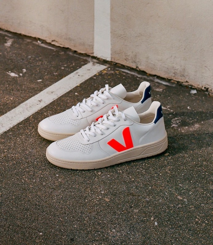 Veja V-10 Couro Branco Laranja Fluo Cobalto