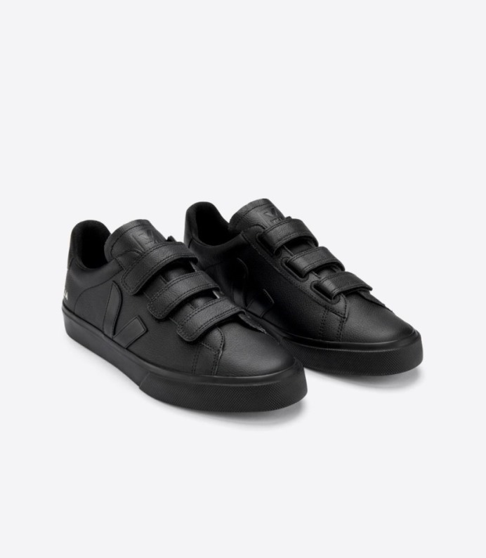 Veja Recife Cromado Couro Full Black