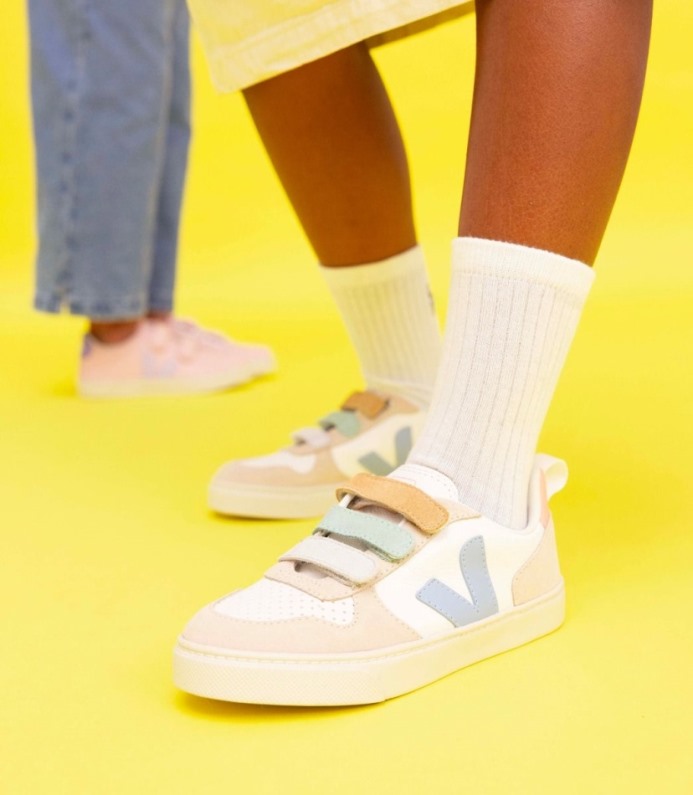 Veja V-10 Chromefree Multico Branco Azul