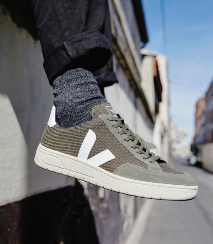 Veja V-12 B-mesh Branco Oliva
